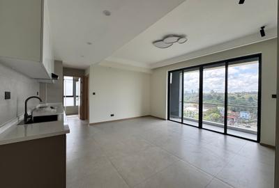 Serviced 2 Bed Apartment with En Suite in Riverside