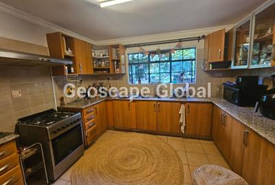 3 Bed House with En Suite in Karen
