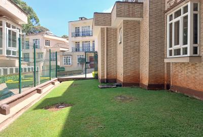 5 Bed Townhouse with En Suite at Lavington Green - 3