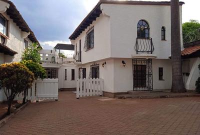 3 Bed House with En Suite at Westlands