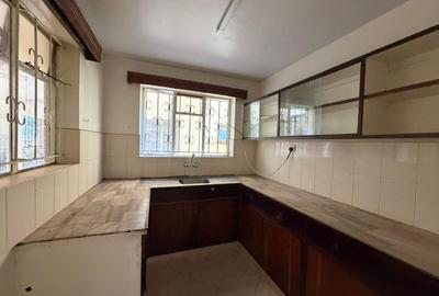 3 Bed Apartment with En Suite in Westlands Area - 3