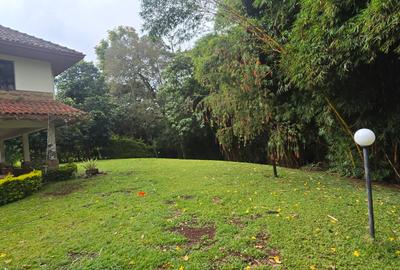 5 Bed House with En Suite at Rosslyn Lone Tree - 2