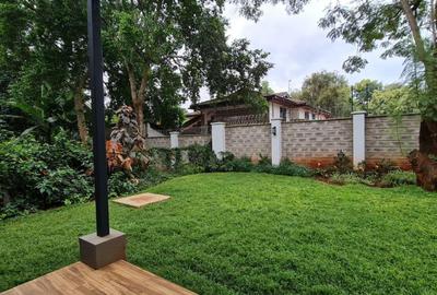 5 Bed Townhouse with En Suite at Lavington