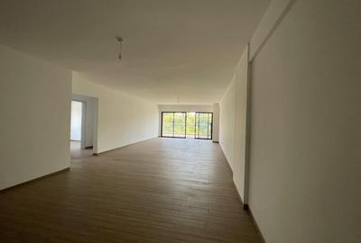 3 Bed Apartment with En Suite in Lavington