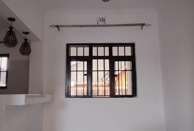 3 Bed House with En Suite in Kitengela - 4