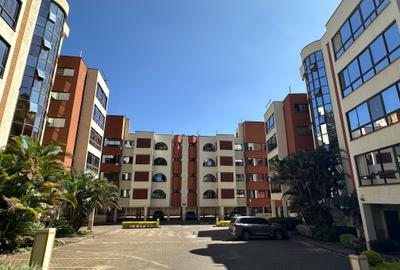 Furnished 2 Bed Apartment with En Suite at Statehouse Road