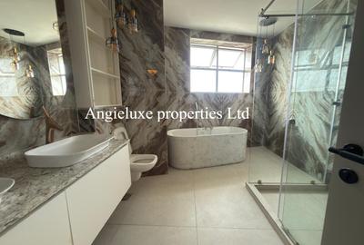 4 Bed Apartment with En Suite at General Mathenge - 4