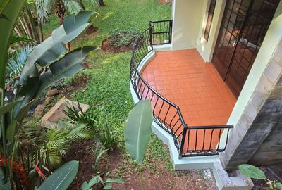 3 Bed Apartment with En Suite at Valley Arcade - 4