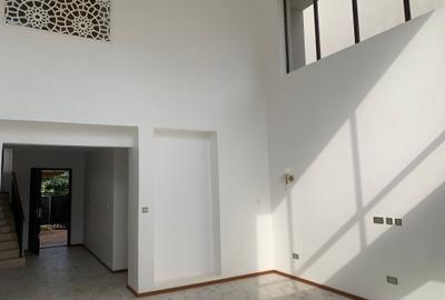 4 Bed Townhouse with En Suite in Runda - 4