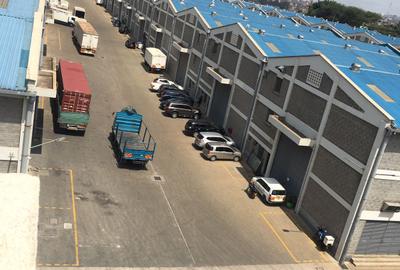 5,940 ft² Warehouse with Service Charge Included in Ruaraka - 3
