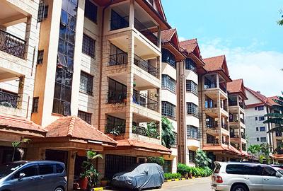 3 Bed Apartment with En Suite in Upper Hill