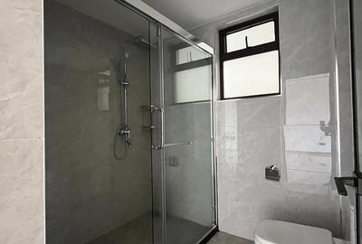 1 Bed Apartment with En Suite at Othaya Road - 4