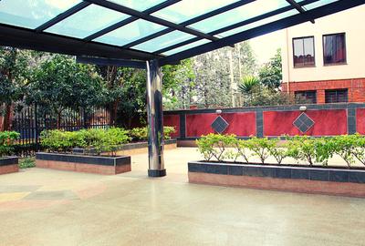 Office in Parklands - 4