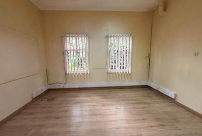 145 ft² Office in Muthaiga - 4