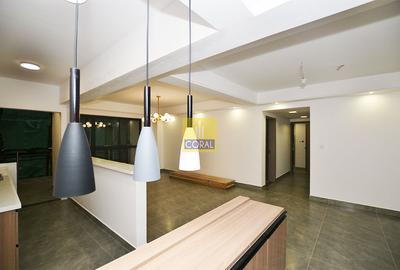 2 Bed Apartment in Riverside - 2