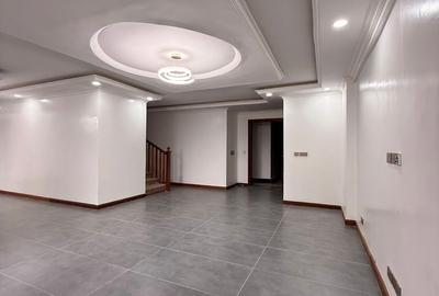 5 Bed Apartment with En Suite in Kilimani - 2