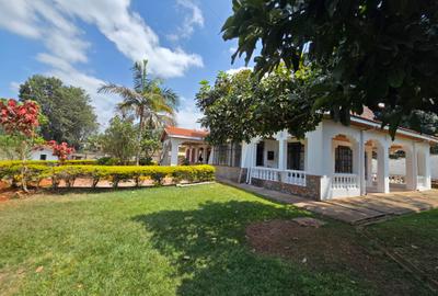 5 Bed House with En Suite in Runda - 4