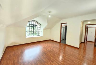 3 Bed Apartment with En Suite in Westlands Area - 4