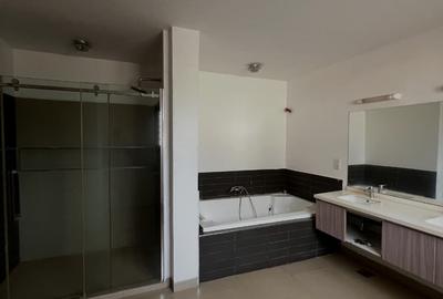 5 Bed Townhouse with En Suite in Kileleshwa - 4