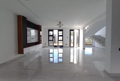 5 Bed House with En Suite in Ruiru - 3