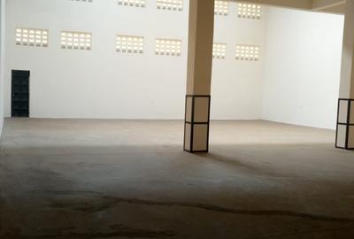 6,738 ft² Warehouse with Parking in Ruaraka - 3