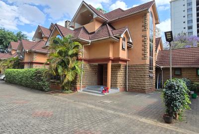5 Bed Townhouse with En Suite at Convent Drive - 2