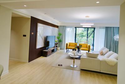5 Bed Apartment with En Suite at 2026-406 - 4