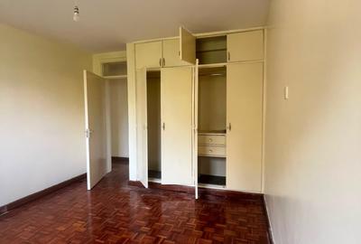 Serviced 2 Bed Apartment with En Suite in State House - 3