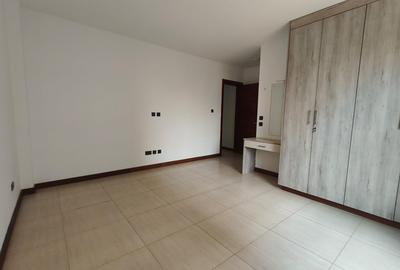 4 Bed Apartment with En Suite at General Mathenge - 3