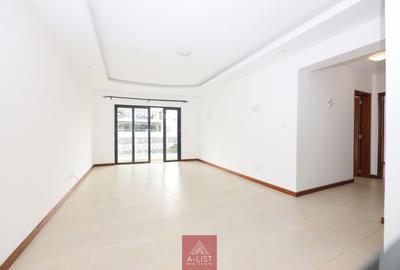 2 Bed Apartment with En Suite at Lantana Road - 4
