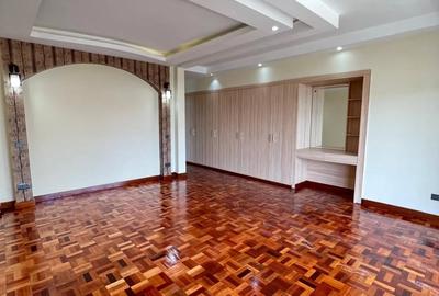 3 Bed Apartment with En Suite at Othaya Road - 2
