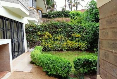 4 Bed Apartment with En Suite at Brookside Area - 3