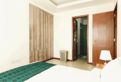 Furnished 1 Bed Apartment with En Suite at Lantana Road - 4