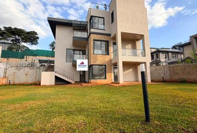 4 Bed House with En Suite in Loresho