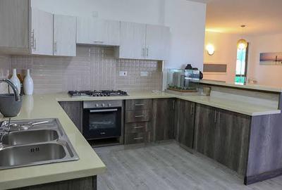 3 Bed Apartment with En Suite in Kilimani