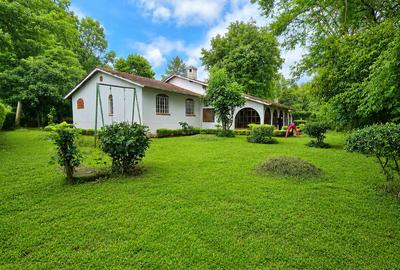 4 Bed House with En Suite in Loresho