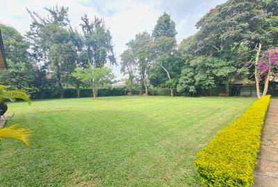 4 Bed House with En Suite at Nyari