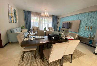 3 Bed Apartment with En Suite in Riverside - 3