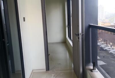 Serviced 1 Bed Apartment with En Suite in Westlands Area - 4