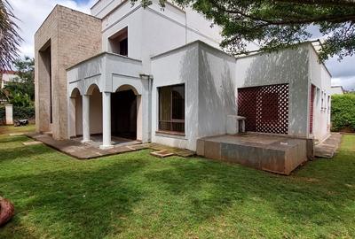 4 Bed Townhouse with En Suite at Maji Mazuri