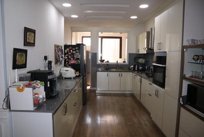 3 Bed Apartment with En Suite in Mombasa Road - 4