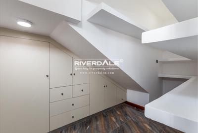 5 Bed Apartment with En Suite in General Mathenge - 4