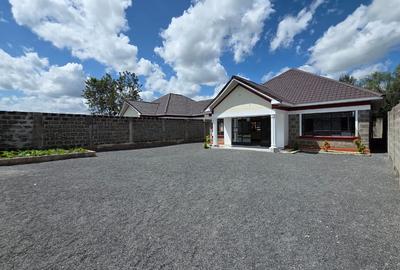 3 Bed House with En Suite in Kitengela - 2