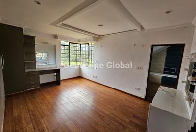 4 Bed Villa with En Suite in Kitisuru - 2