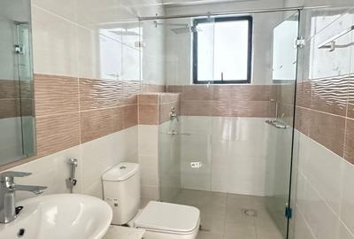3 Bed Apartment with En Suite in General Mathenge - 4