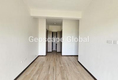 2 Bed Apartment with En Suite in Rosslyn - 4