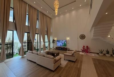 Serviced 6 Bed Apartment with En Suite at Parklands