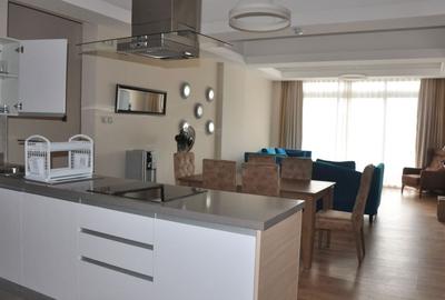 Serviced 1 Bed Apartment in Kileleshwa - 4