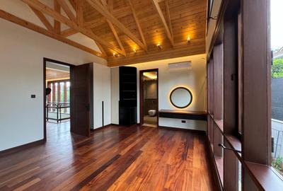 4 Bed House with En Suite in Runda - 4