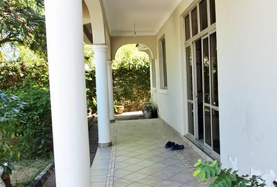 5 Bed House with En Suite at Nyali - 2